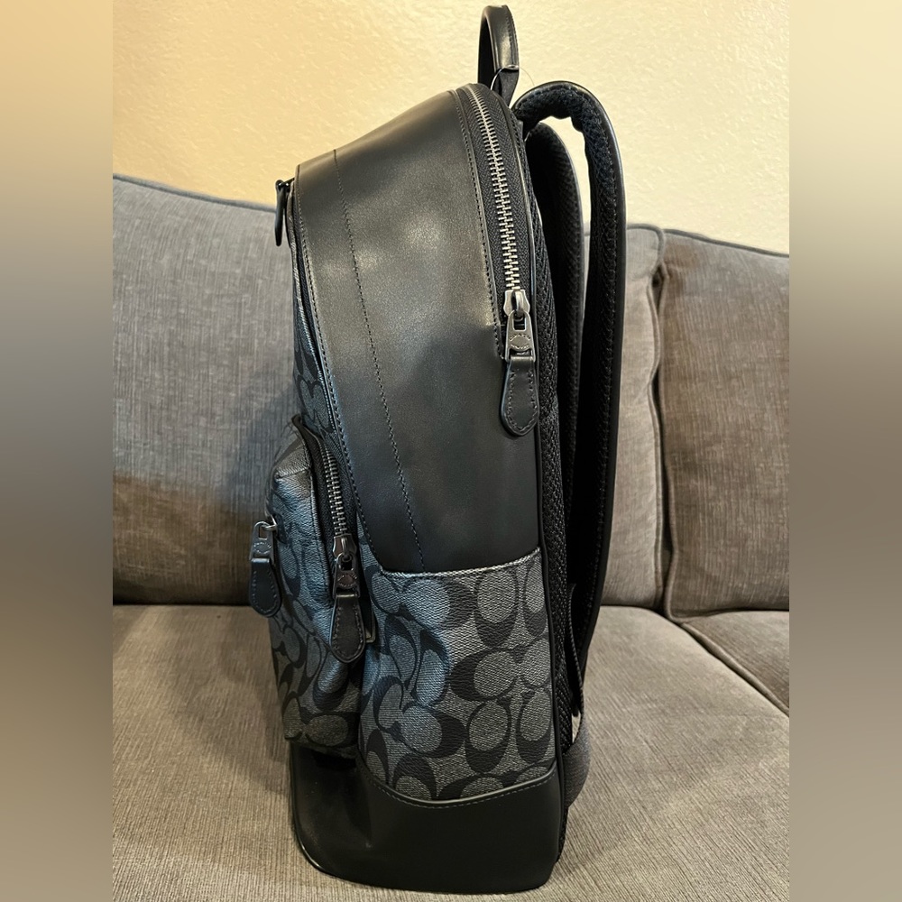 Coach West Backpack in Signature Canvas - Picture 3 of 16